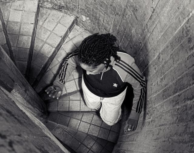 Foto do artista Mahmundi