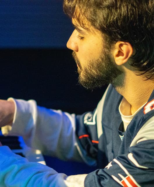 Foto do artista Guiga Serra