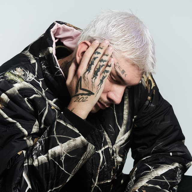 Foto do artista Enzo Cello