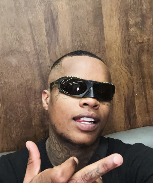 Foto do artista MC Teteu