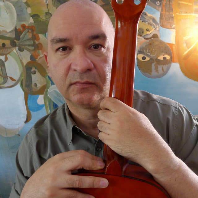 Foto do artista Herbert Vianna