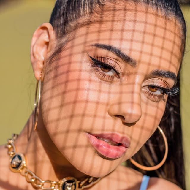 Foto do artista Charlotte