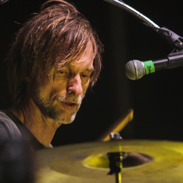 Foto do artista Marcelo Bonfá