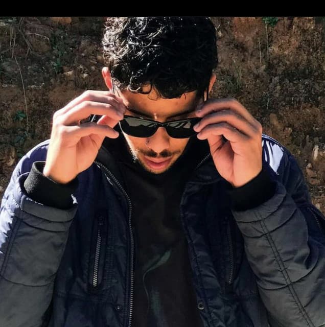 Foto do artista Mc Scott