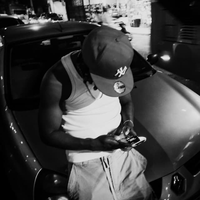 Foto do artista P.L.K