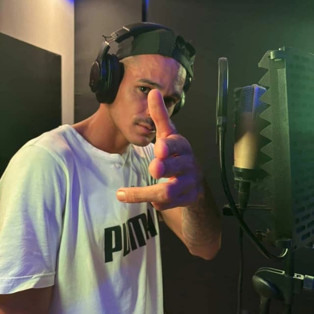 Foto do artista Paulo Mack