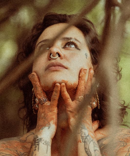 Foto do artista Ju Strassacapa